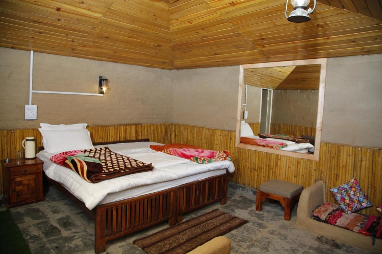Wind Chime Baga Sarahan Rampur  Luaran gambar